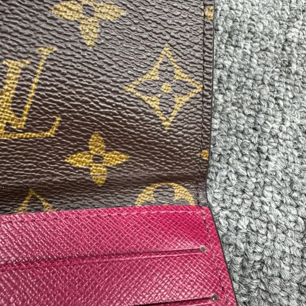 Louis Vuitton Josephine Leather Wallet 385-010725 - Picture 12 of 15